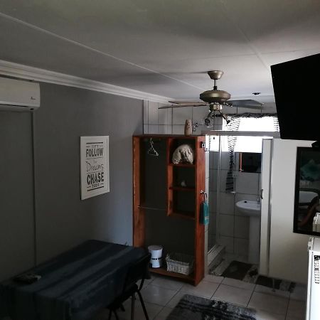 Bougain Villa Guesthouse Winburg Eksteriør bilde