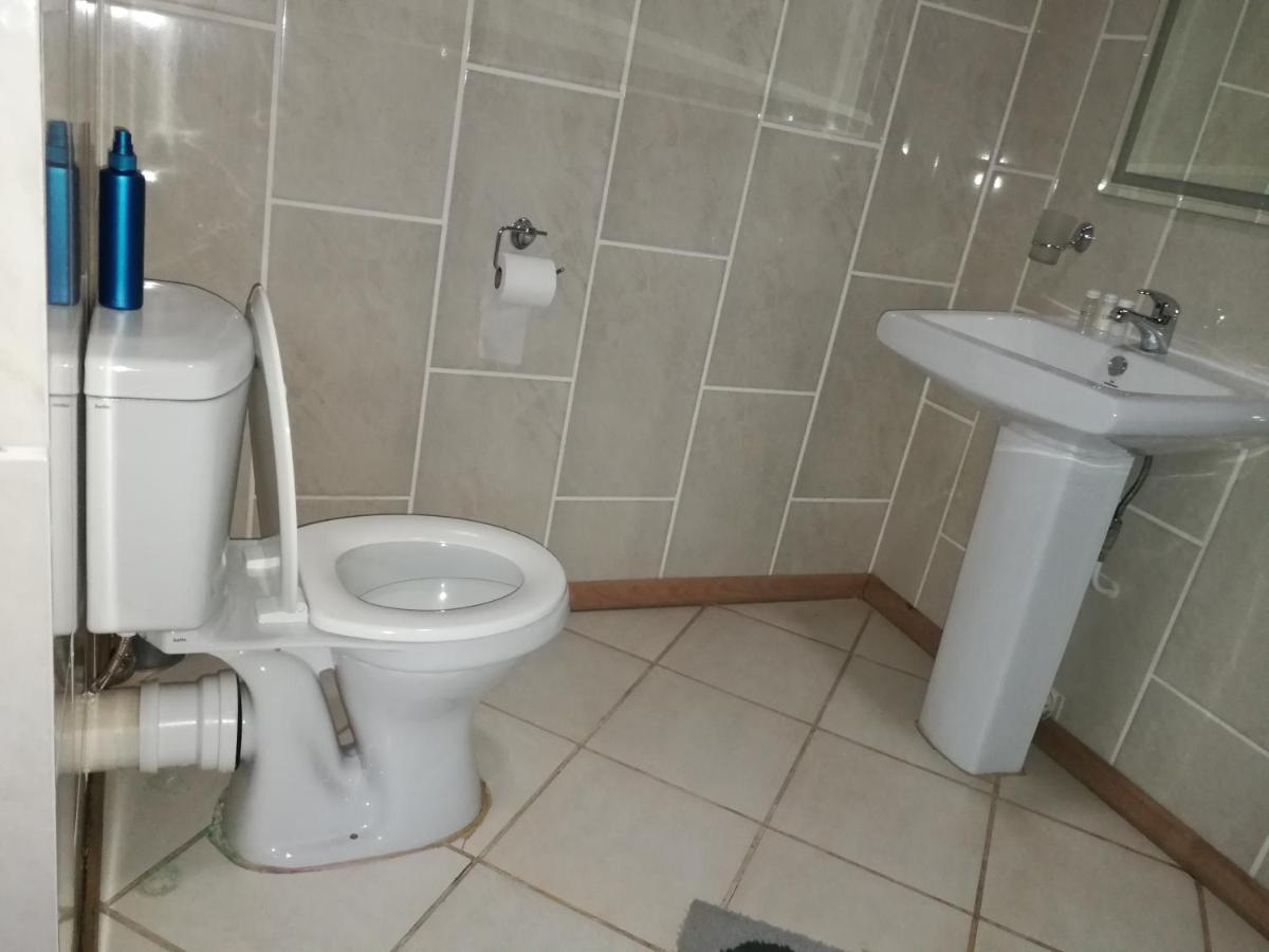 Bougain Villa Guesthouse Winburg Eksteriør bilde