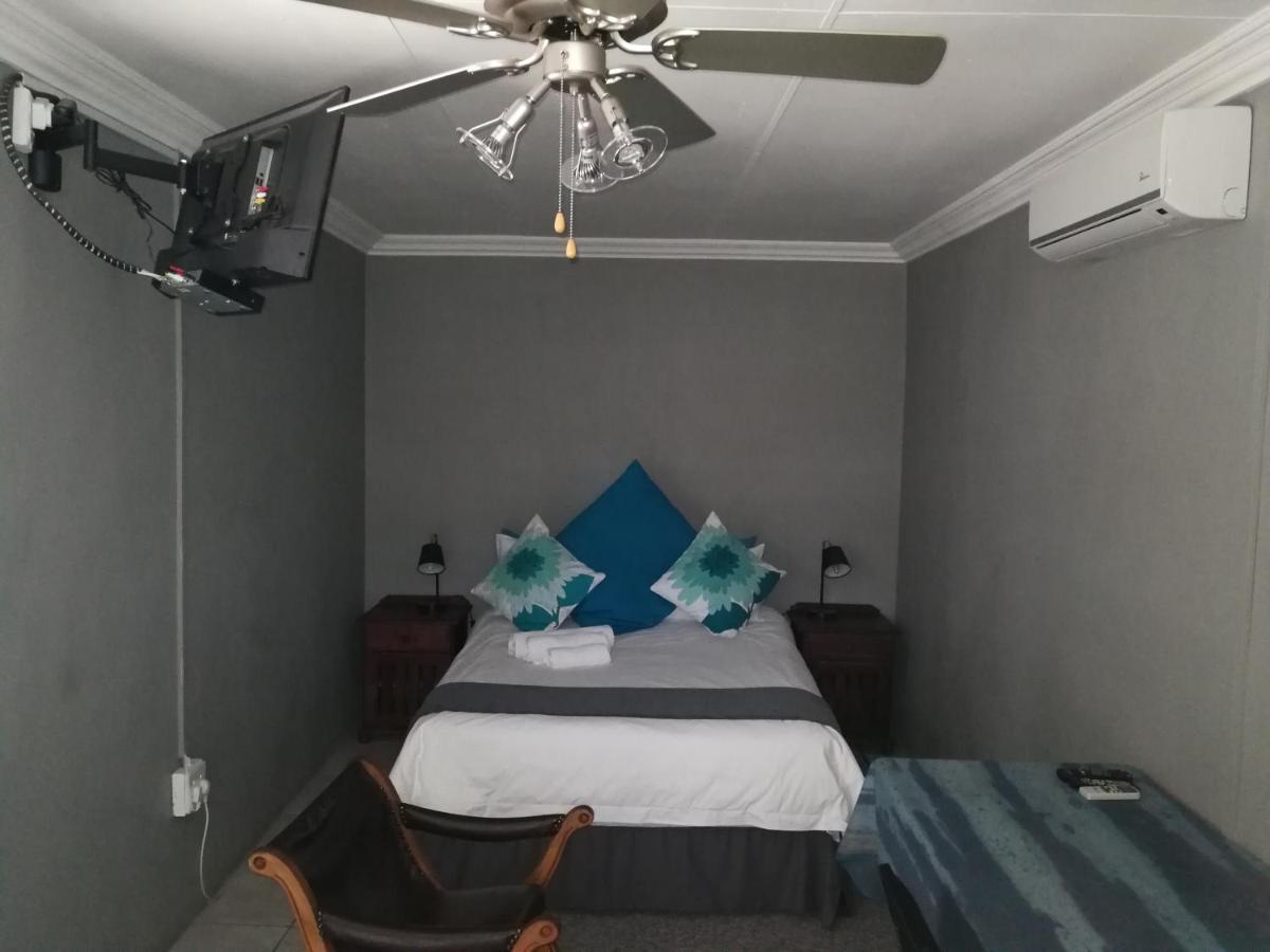 Bougain Villa Guesthouse Winburg Eksteriør bilde
